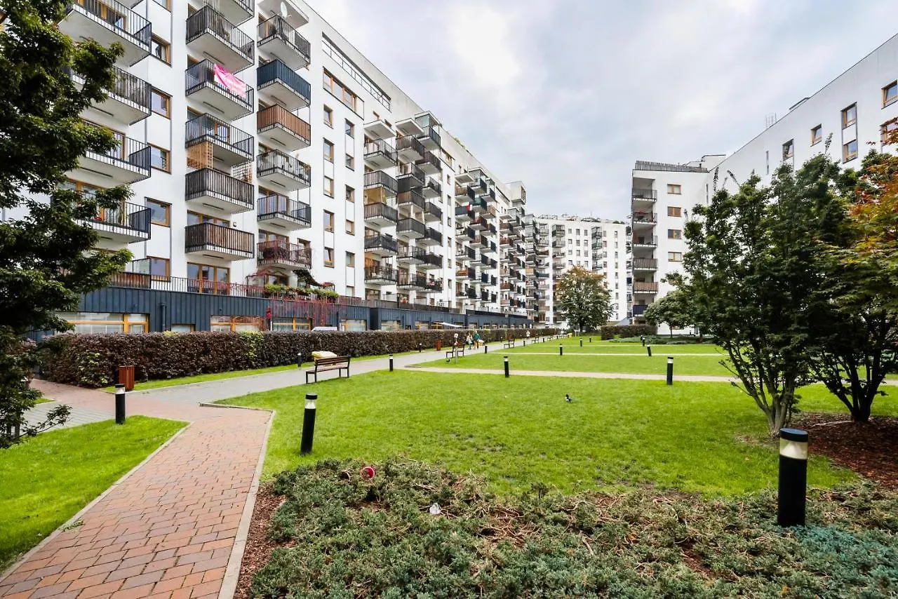 Wola 8Th Floor Rose Apartment Varsovia